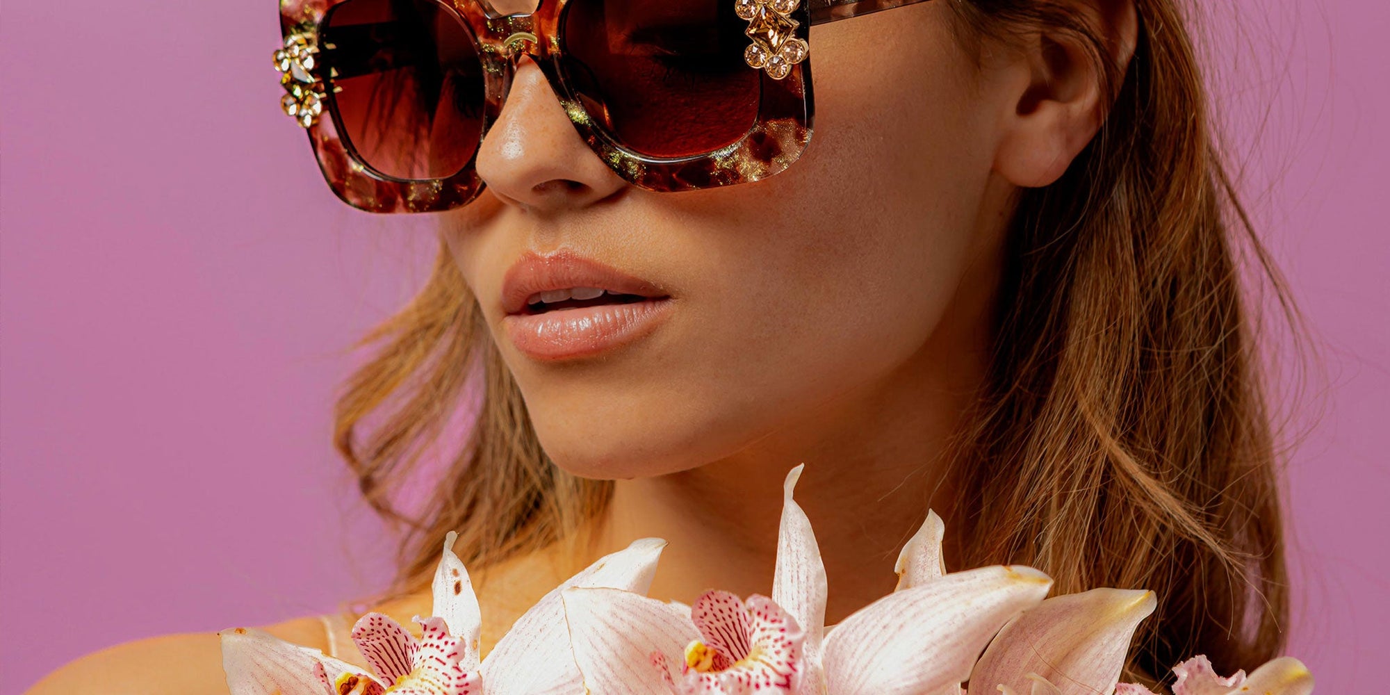 SUNGLASSES