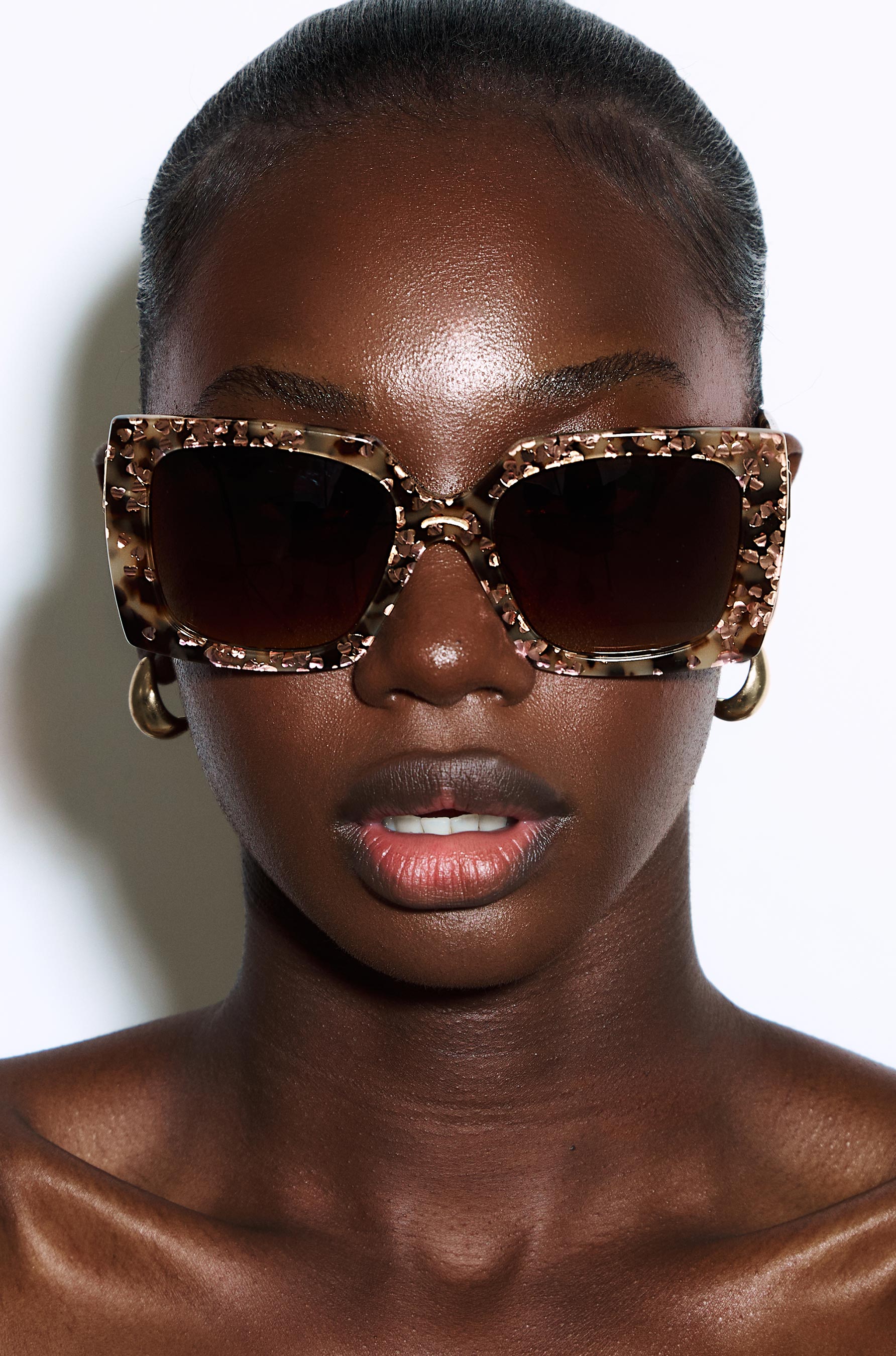 Lovetort ~ Square Sunglasses with caramel heart glitter