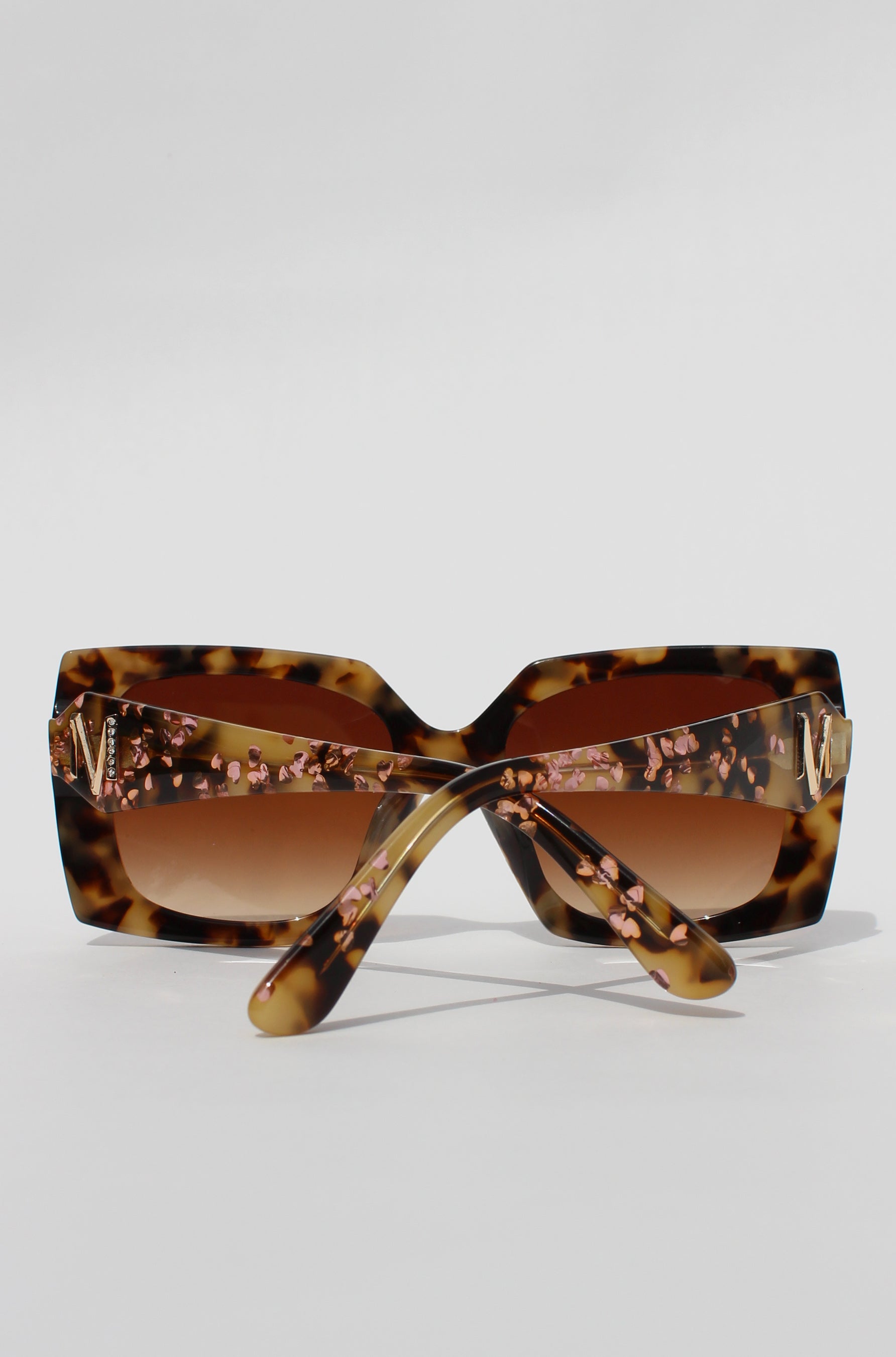 Lovetort ~ Square Sunglasses with caramel heart glitter