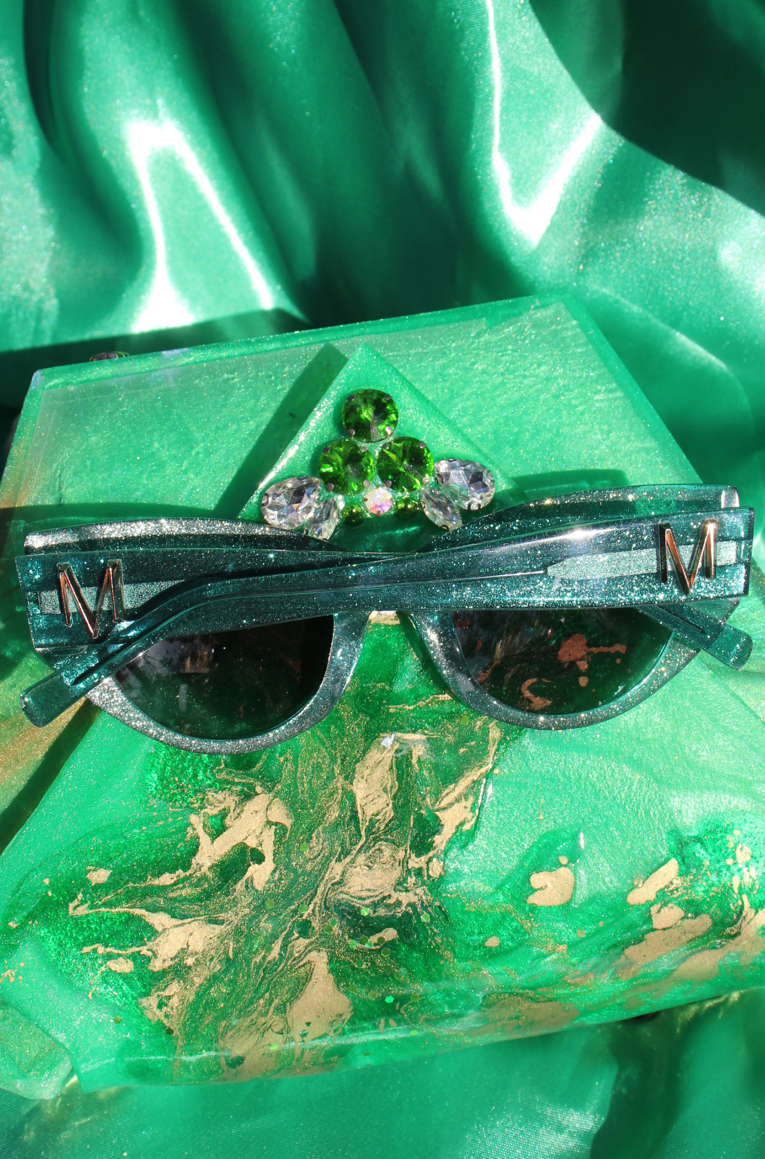 Palace ~ Almond-shaped sunglasses in green shimmer