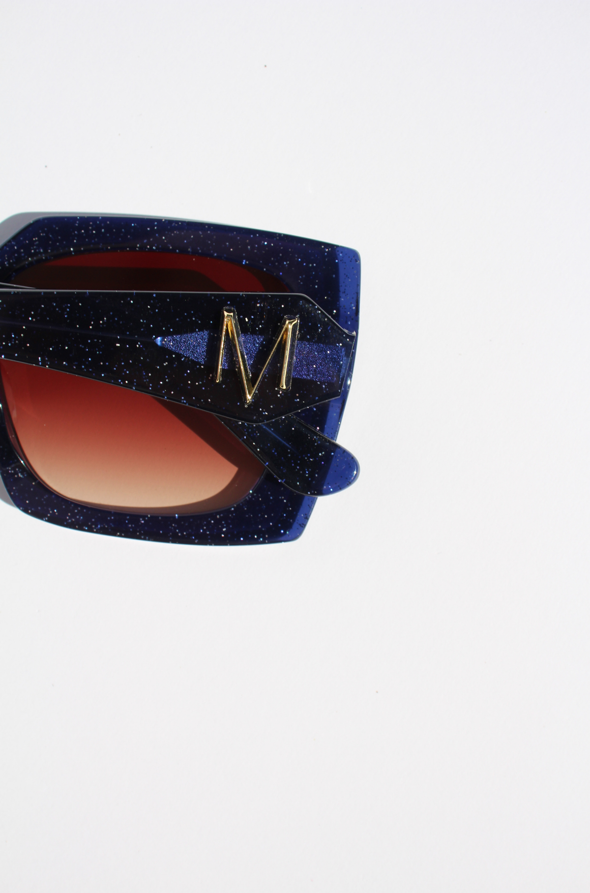 STARLETTE ~ Square shaped sunglasses in navy with shimmering silver glitter