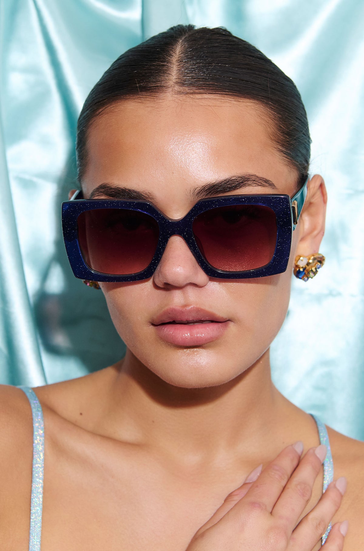 STARLETTE ~ Square shaped sunglasses in navy with shimmering silver glitter